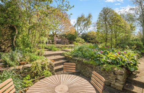 Whichford House | Idyllic Cottage straight out of The Holiday!