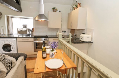 Middleham Cottage | IN & OUT COTTAGE, pet friendly, luxury holiday cottage in Middleham