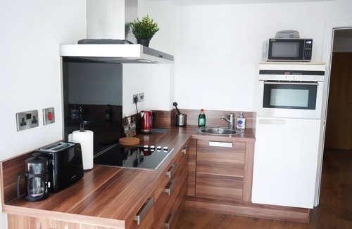 Sheffield Apartment | Inviting 2-bed Apartment in Sheffield