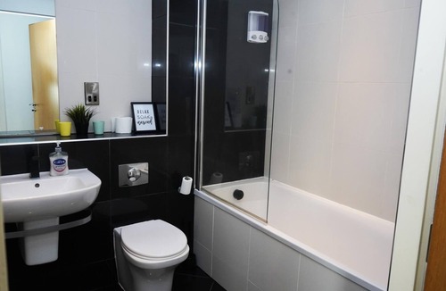 Sheffield Apartment | Inviting 2-bed Apartment in Sheffield