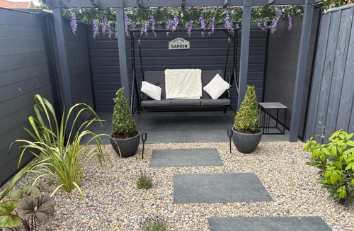 Hawsker House | Ivydene Cottage Hawsker
