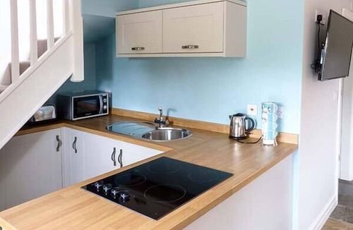 Oakamoor Apartment | JACOB'S BARN, pet friendly, with a garden in Ramshorn