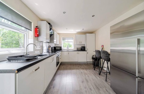 Brigg Cabin | James Ville Marina Lodge 13, Brigg