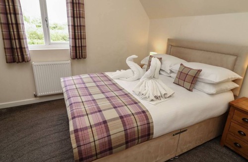 Brigg Cabin | James Ville Marina Lodge 8, Brigg