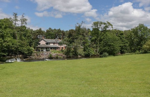Eamont Bridge House | Jubilee First-floor King-size Bedroom