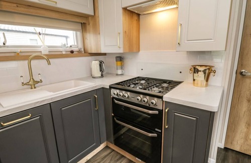Cayton Bay Cabin | Kelly's Retreat, Cayton