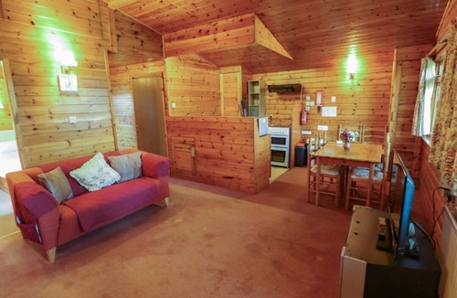 Alford Cabin | Kestrel - A Charming Haven