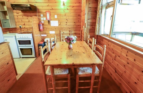 Alford Cabin | Kestrel - A Charming Haven