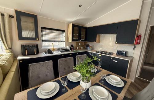 Tattershall House | King Carp