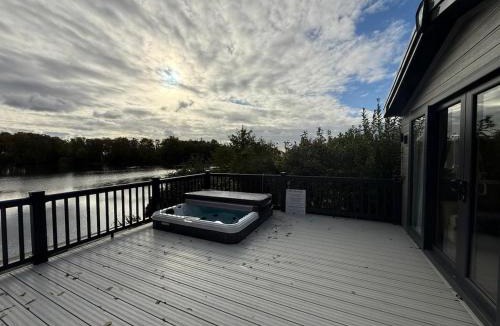 Tattershall House | King Carp