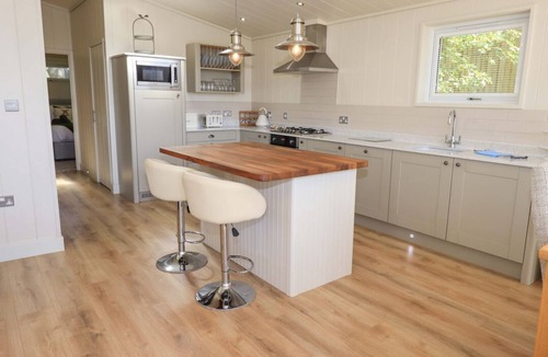 Gargrave Cabin | Kingfisher Lodge, Gargrave