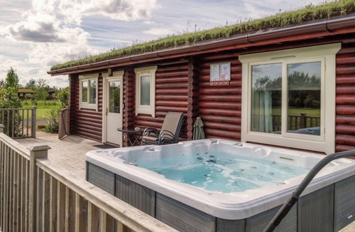 Selby Cottage | Kingfisher Lodge- W43170