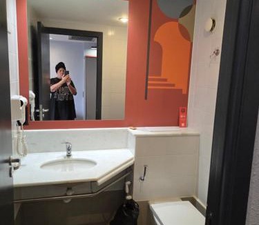 Luton Apartment | Kings Rooms