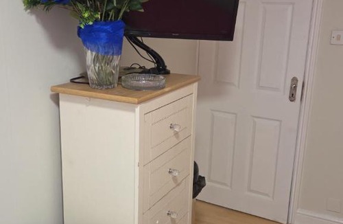 Luton Apartment | KINGS ROOMs