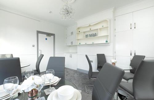 Peterborough House | KVM - Sugar Way House