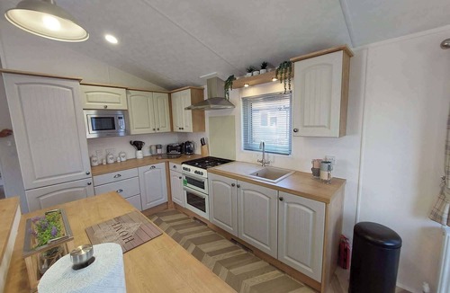 Yealand Conyers Cabin | Lakeland Lodge- 3Bed-2 Bath- Private Patio