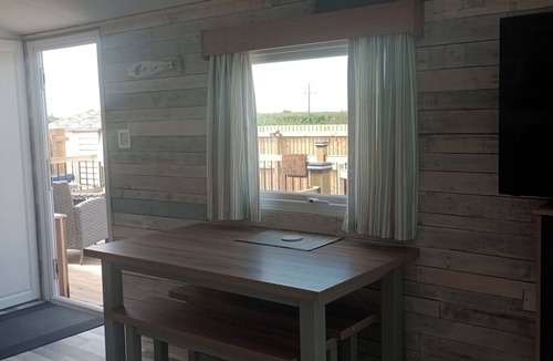 Louth House | Lapwing Lodge, Howdales