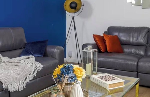 Stockton-on-Tees House | Large 5 Bedroom, Free Parking for Contractors, Stockton
