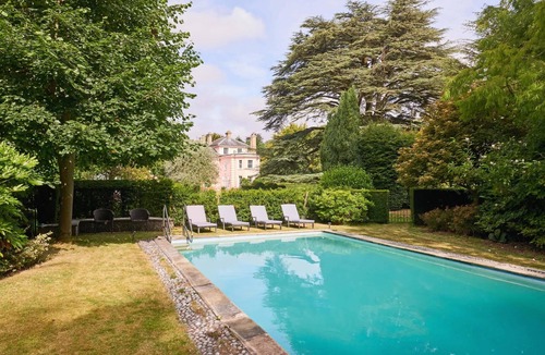 Norwich House | Large Manor House with Pool, Hot Tub & Gardens