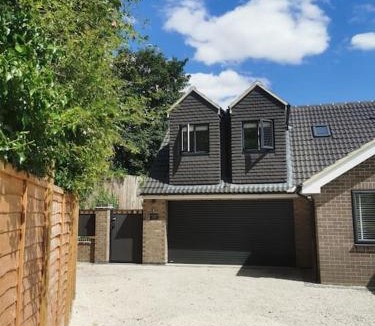 York Apartment | Lavender Lodge - Modern apartment in York, near Racecourse
