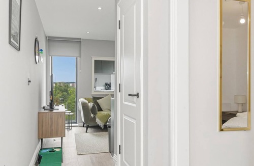 Holbeck Apartment | Leeds Central Spot for Couples/Families - Pass the Keys