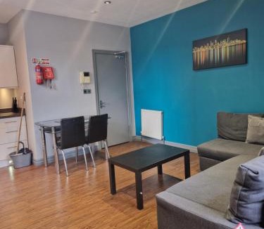 Northern Quarter Apartment | Lewis Apartment 1 Northern Quarter Sleeps Upto 4