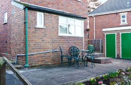 Wolverhampton House | Loningside, Wombourne