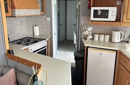 Winestead House | Lovely 8 berth caravan at Sand le Mere Holiday Park, Yorkshire ref 71026J