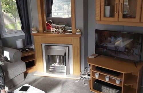 Winestead House | Lovely 8 berth caravan at Sand le Mere Holiday Park, Yorkshire ref 71026J