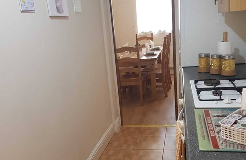 Barking Apartment | Lovely private apartment next to Barking Station