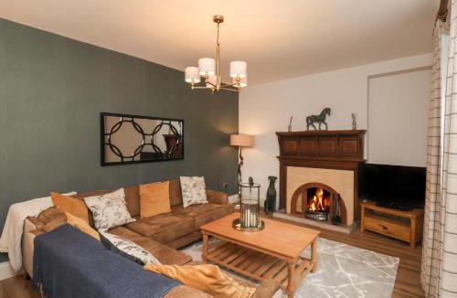 Easington House | Low Moor
