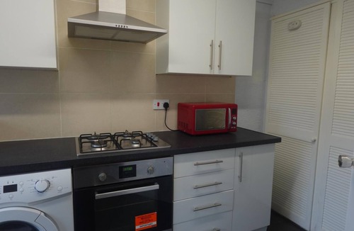 Dunstable House | -LU5 Chelsea House - Huku Kwetu (Dunstable)