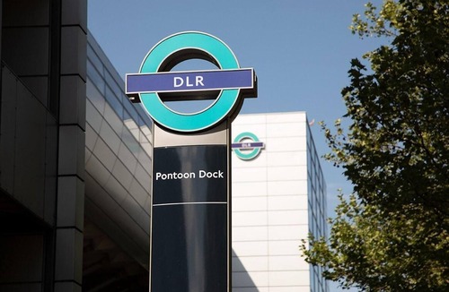 Docklands Apartment | Luxe Apartment by Excel/London City Airport