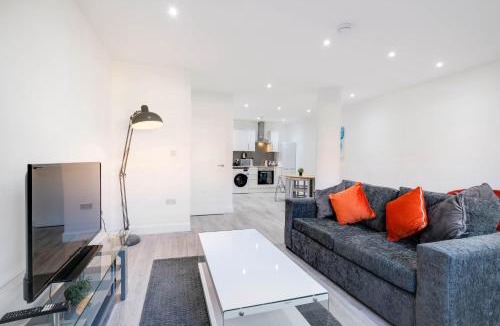 Corby Apartment | Luxurious 1 Bed Serviced Apartment with Wi-Fi