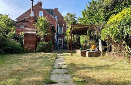 Netley House | Luxurious Edwardian House | 7 Bedrooms |