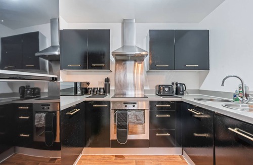 The Westside Apartment | Luxury 2 bed apartment in city centre with balcony