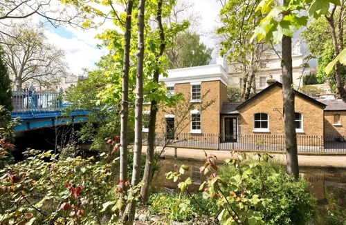 Paddington Cottage | Luxury 3 Bed Canal House, Little Venice