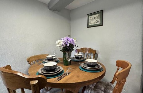 Loughborough Apartment | Luxury 4BR Apartment Free Parking Loughborough Town Centre