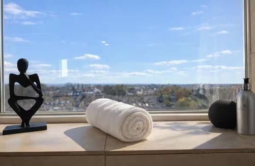 Harrogate City Centre Apartment | Luxury Apartment near Bettys and Convention Centre