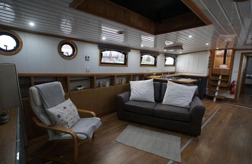 St. Pancras and Somers Town Other | Luxury boats and moorings Goods Way
