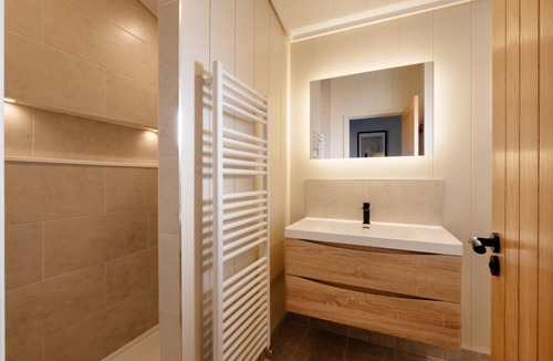 Laceby Cabin | Luxury One Bedroom Retreat, Grimsby