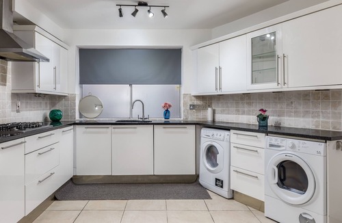 City of Westminster Cottage | Luxury Villa 6-bed Next to Marble Arch