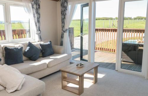 Briggswath House | Magnolia Lodge