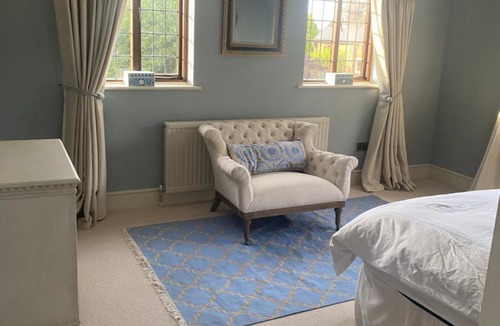 Old Bed & Breakfast | Maple House