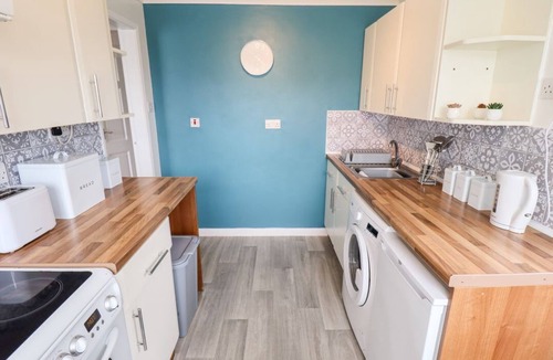 Mablethorpe and Sutton House | Mariai Eton Road in Trusthorpe