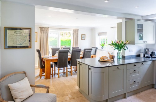 Woodbridge Cottage | Marvellous secluded forest lodge - Stone Hall