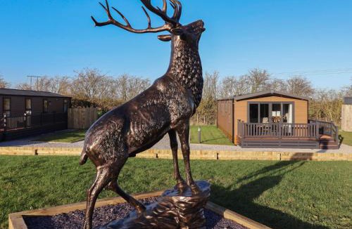 Great Hatfield House | Meadows Park 2
