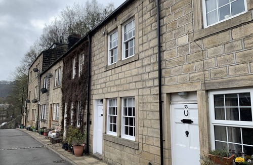 Mytholm House | MEG'S DEN, pet friendly, character holiday cottage in Hebden Bridge