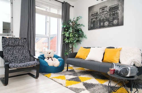 Bletchley House | Milton Keynes 10beds 5 bedrooms contractor family holiday relocation freeparking