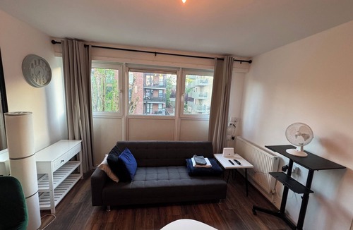 Holloway Apartment | Modern 1 bedroom near Camden